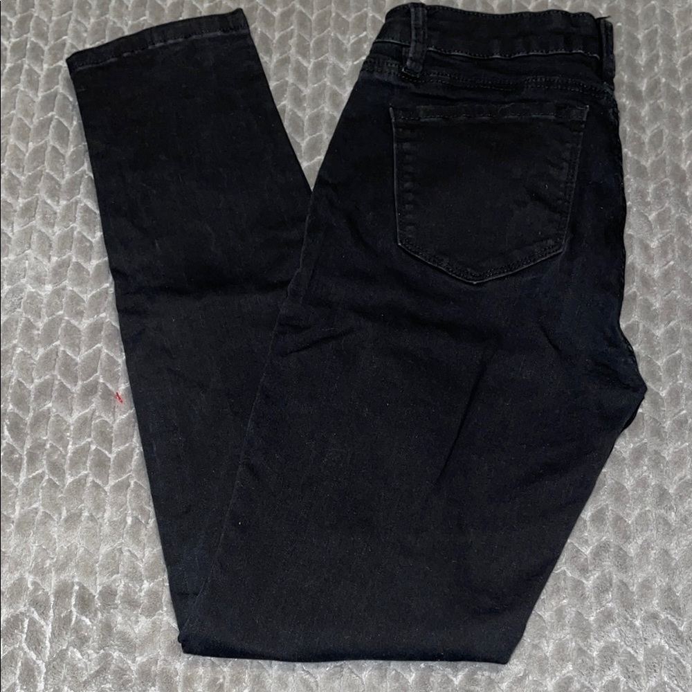 KanCan Skinny Black Jeans. ‎ Estilo. Size 9/28.